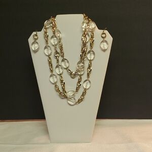 Trendy Gold Tone and Clear Necklace Set
